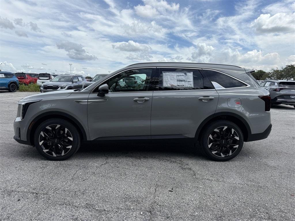 new 2026 Kia Sorento car, priced at $40,465