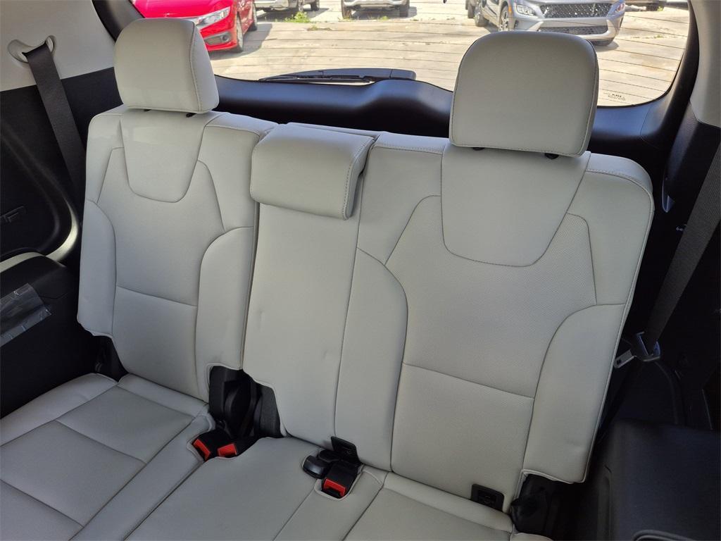 new 2025 Kia Telluride car, priced at $44,025