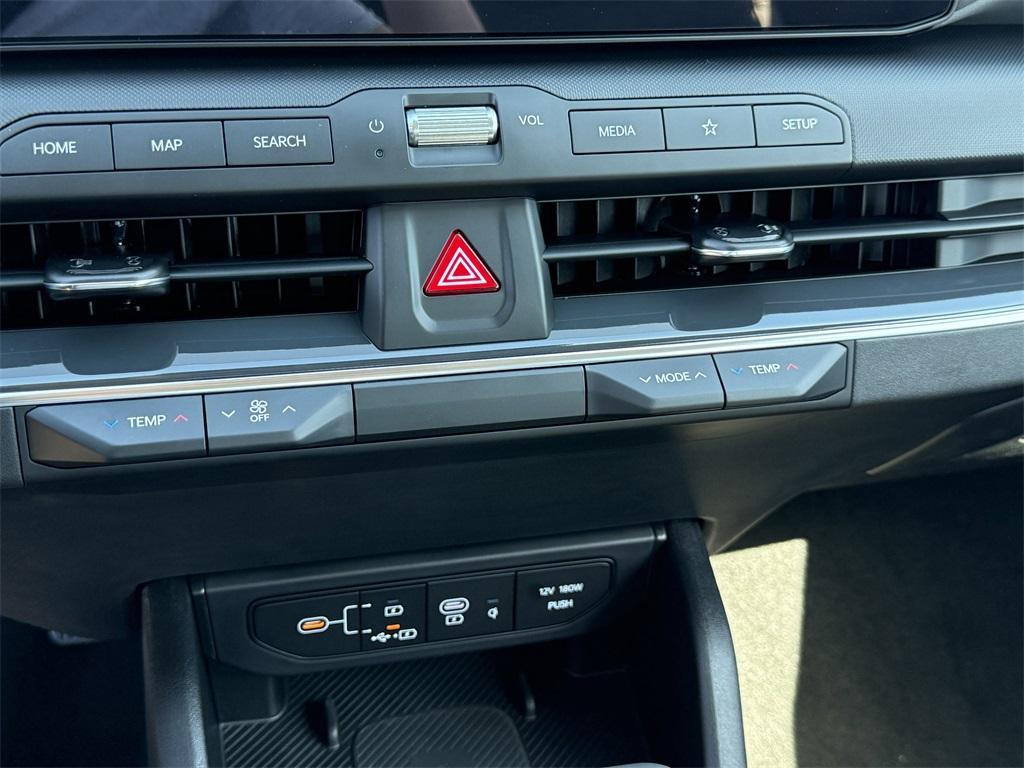 new 2025 Kia K4 car, priced at $21,971
