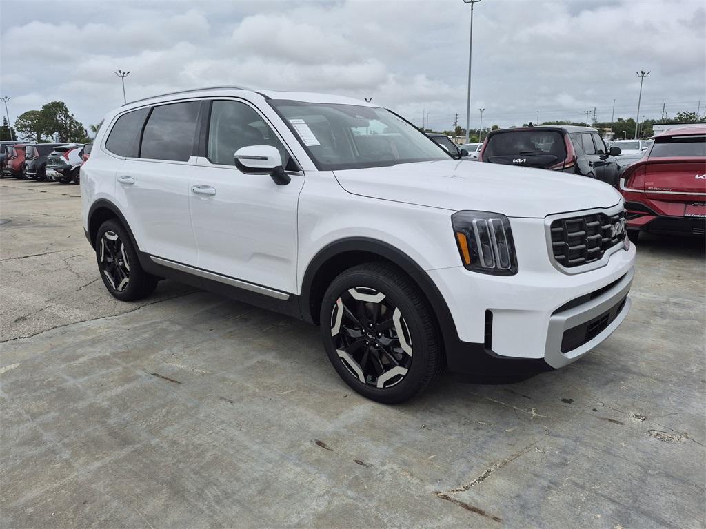 new 2025 Kia Telluride car, priced at $38,162