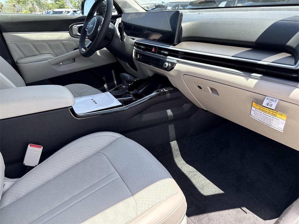 new 2025 Kia Sorento car, priced at $40,830