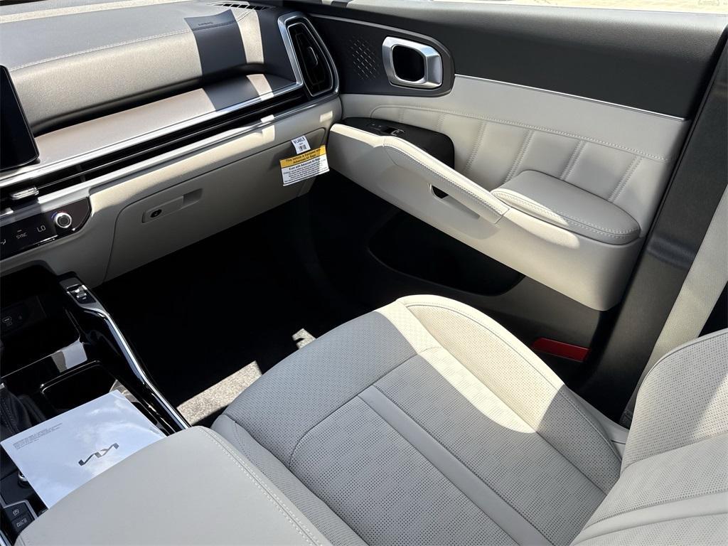 new 2025 Kia Sorento car, priced at $40,830