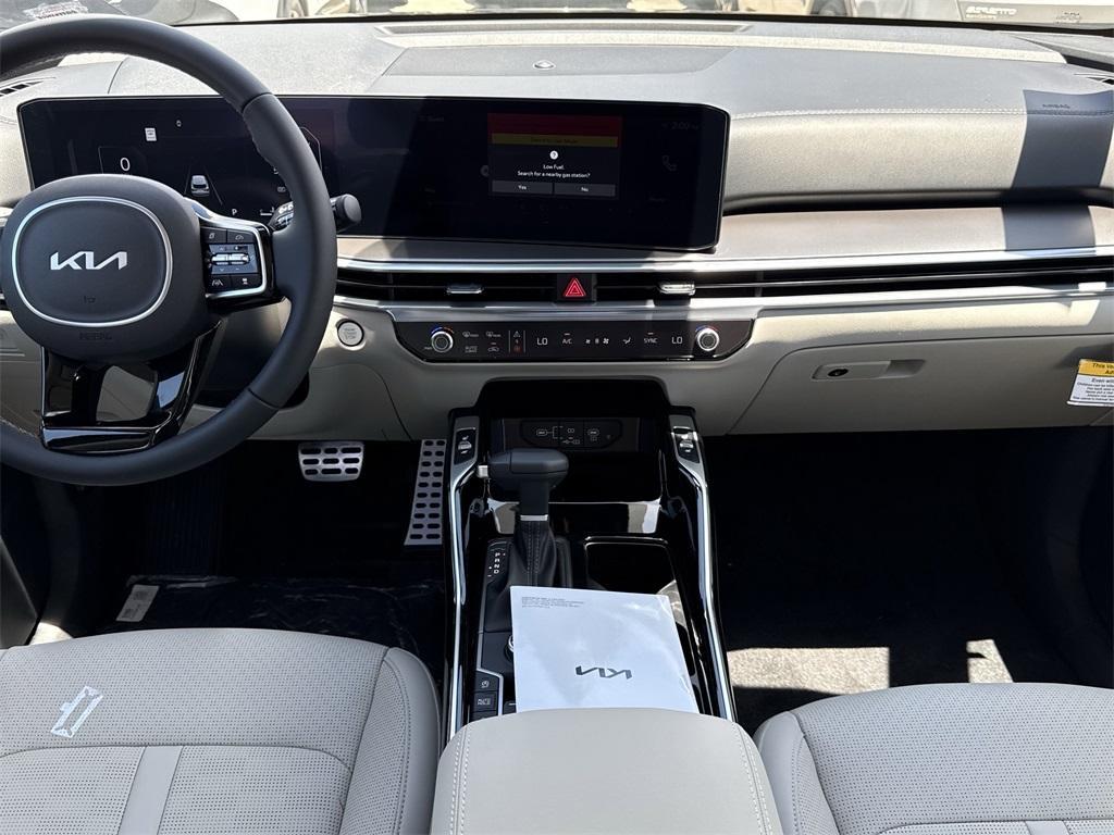 new 2025 Kia Sorento car, priced at $40,830