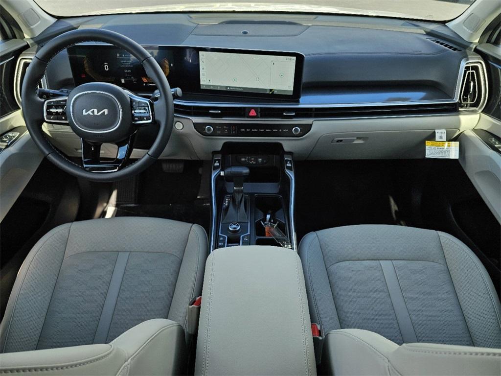 new 2025 Kia Sorento car, priced at $36,685