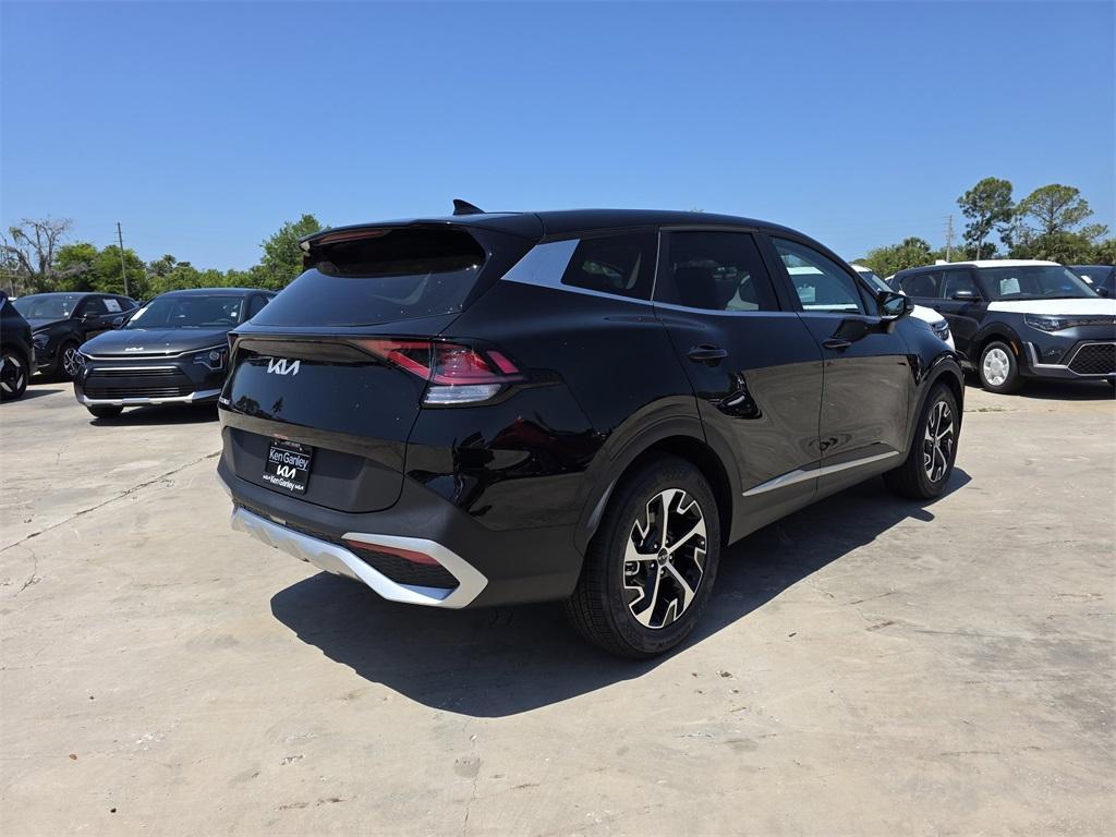 new 2025 Kia Sportage car, priced at $29,810