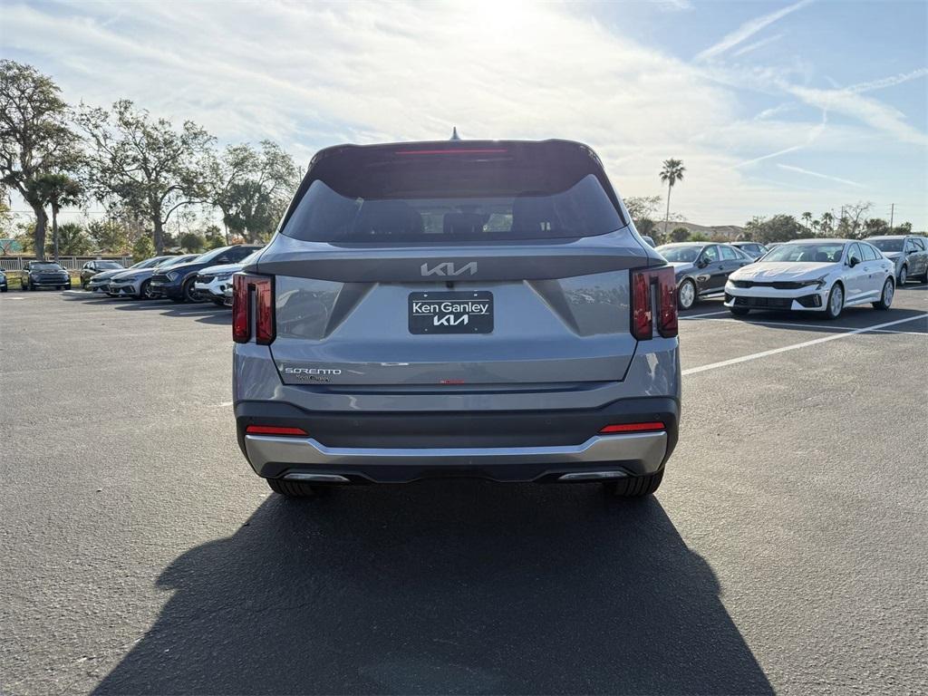 new 2025 Kia Sorento car, priced at $36,330