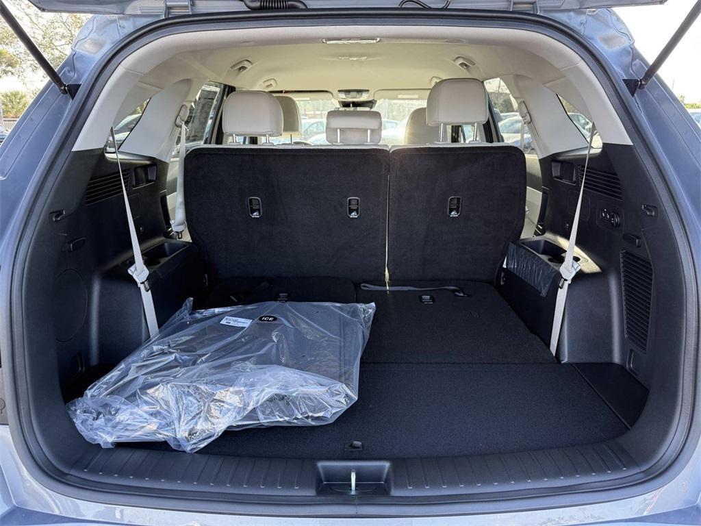 new 2025 Kia Sorento car, priced at $36,330