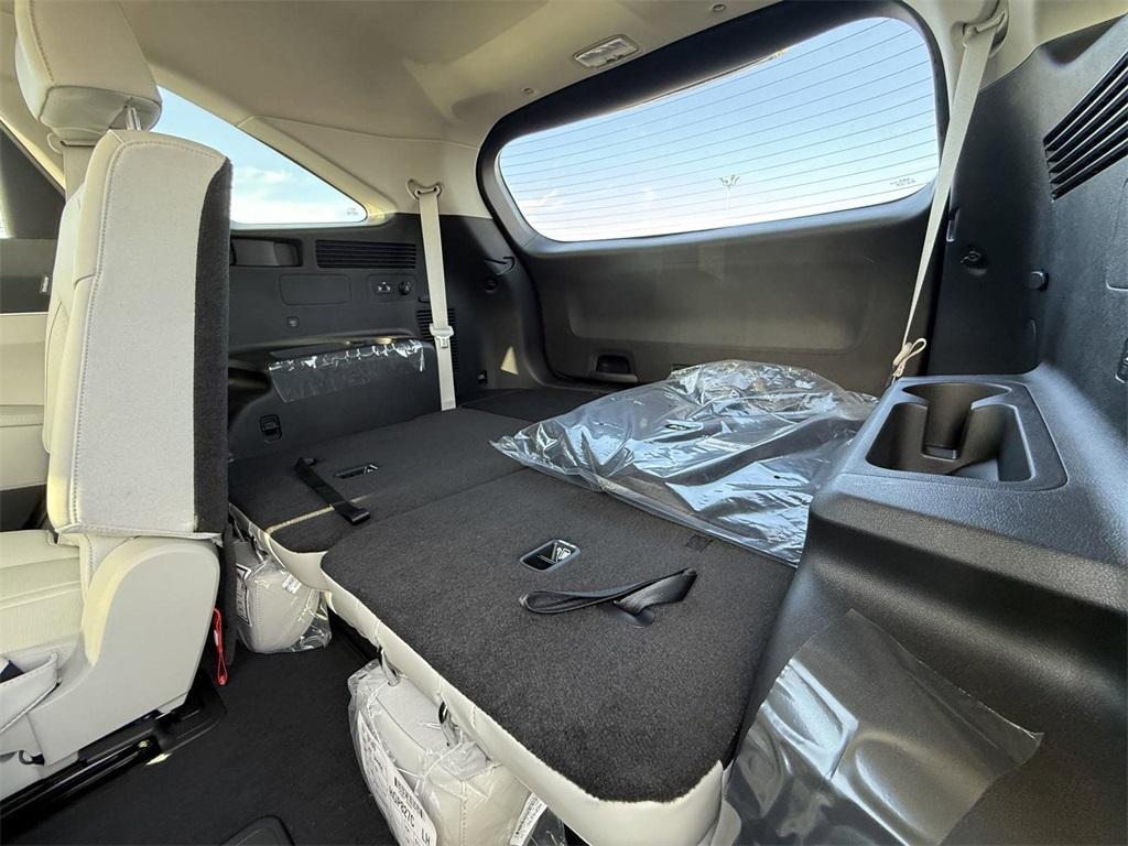 new 2025 Kia Sorento car, priced at $36,330