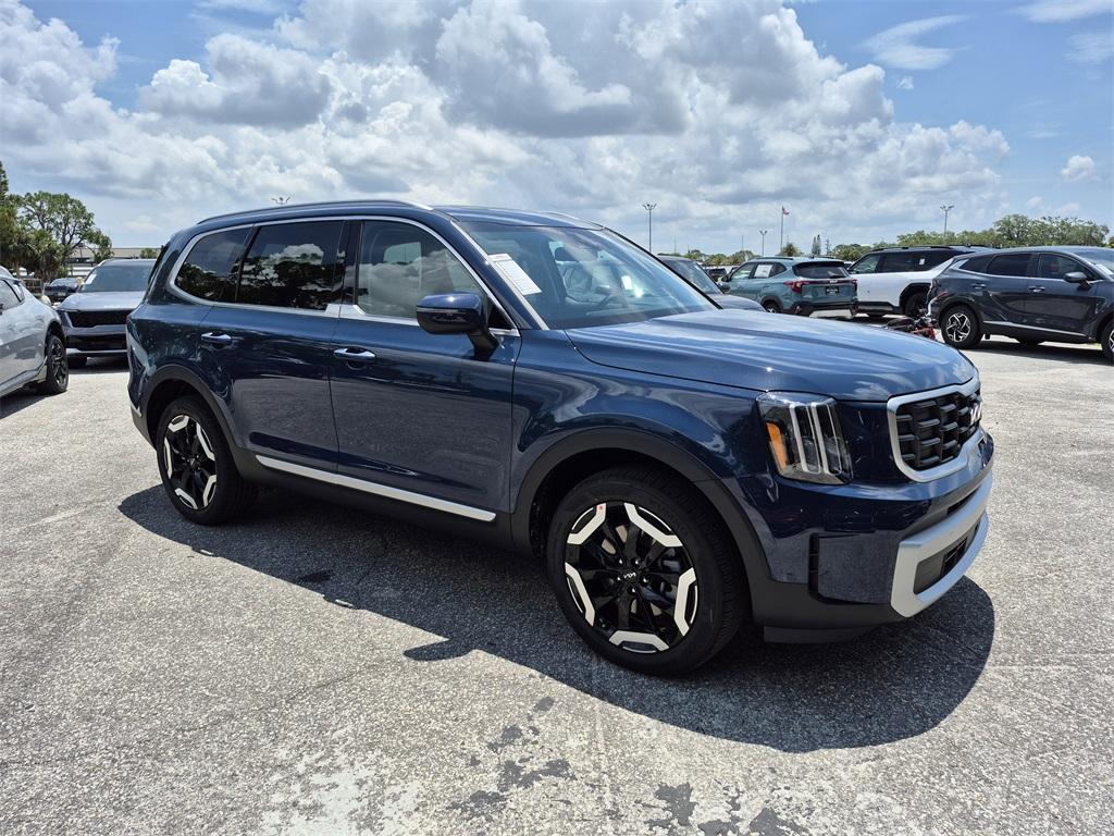 new 2025 Kia Telluride car, priced at $41,025