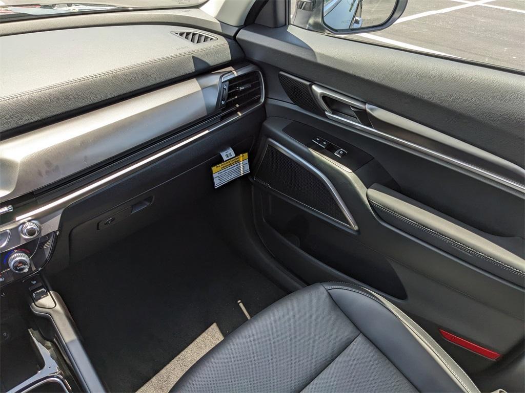 new 2025 Kia Telluride car, priced at $41,025