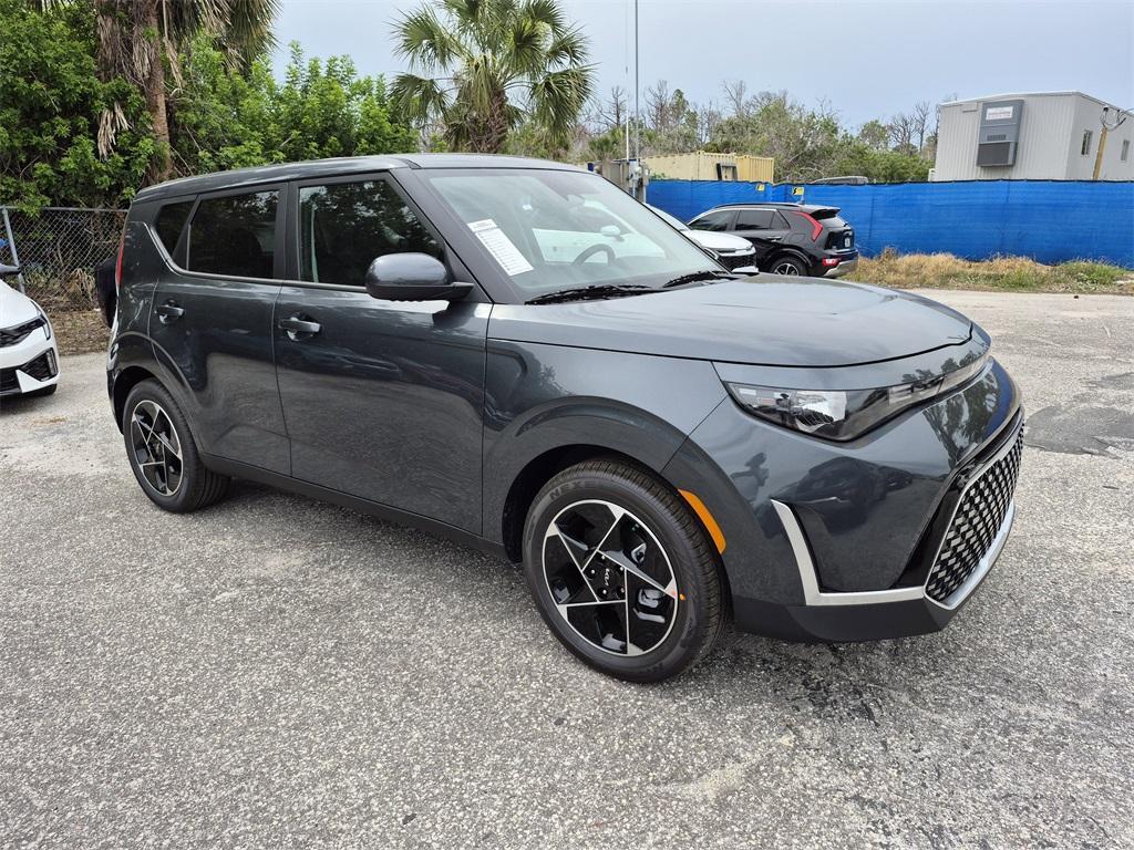 new 2025 Kia Soul car, priced at $26,060