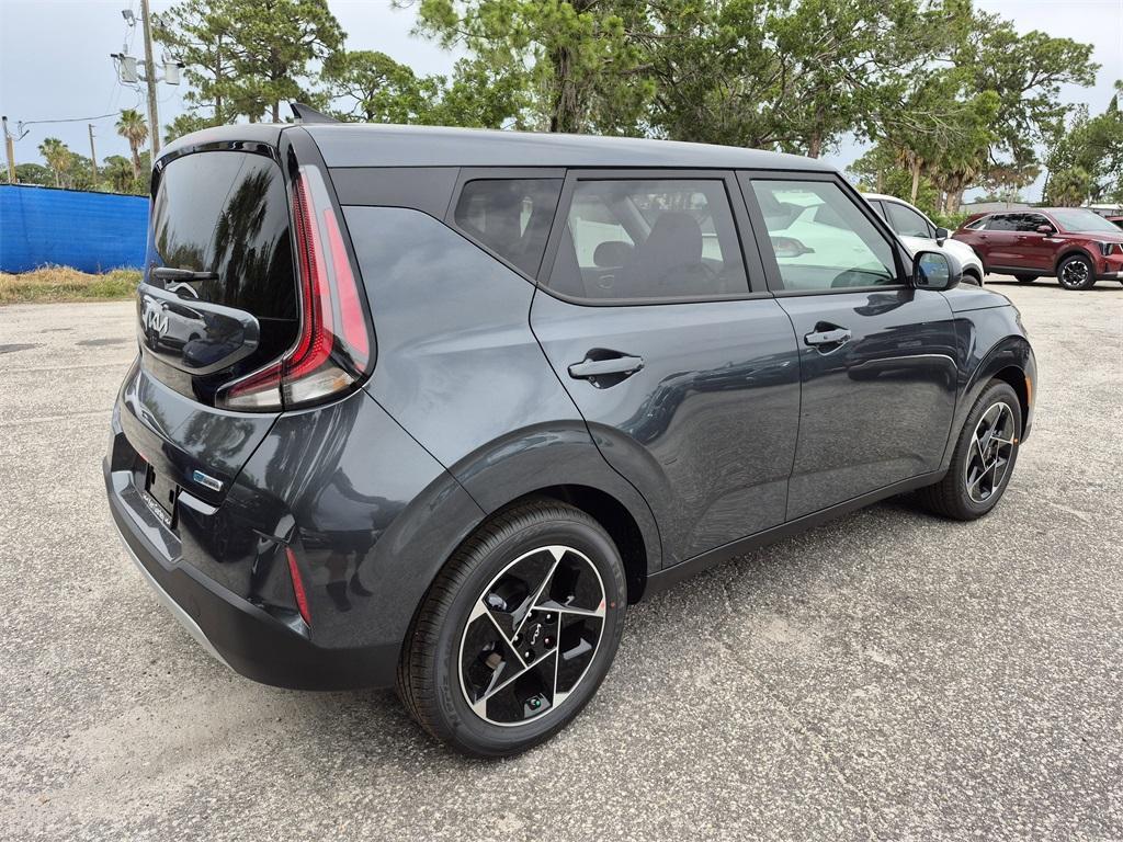 new 2025 Kia Soul car, priced at $26,060