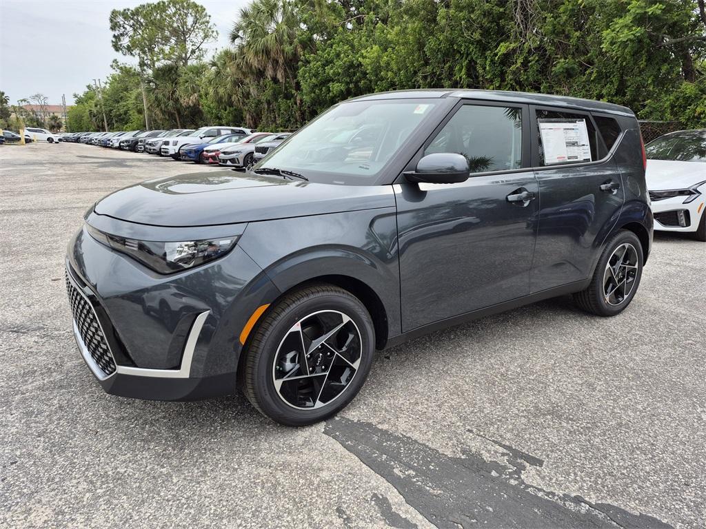 new 2025 Kia Soul car, priced at $26,060
