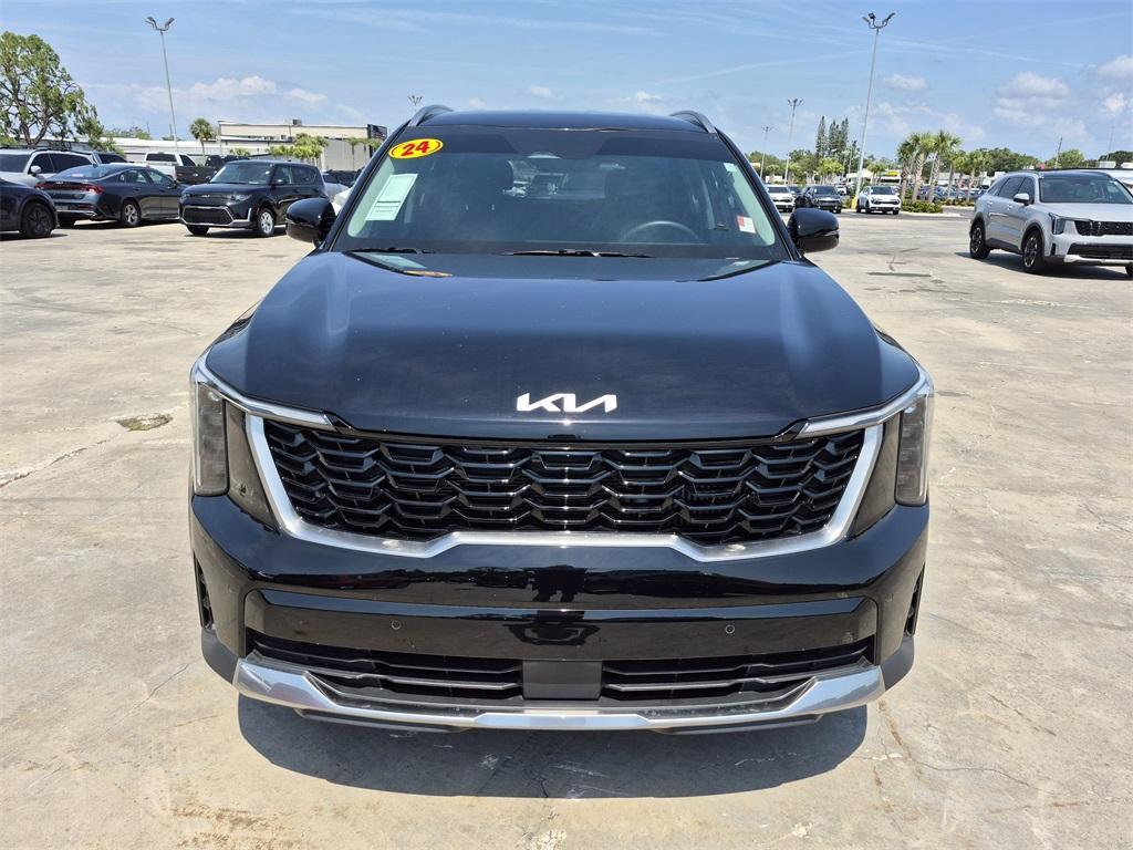 used 2024 Kia Sorento car, priced at $31,602