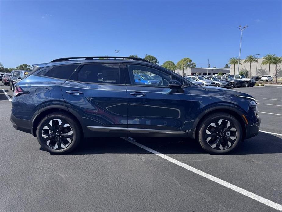 new 2024 Kia Sportage Plug-In Hybrid car, priced at $37,890