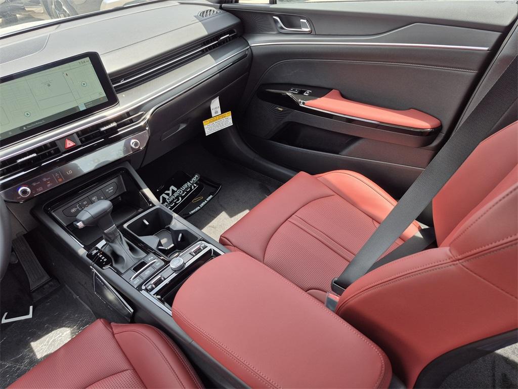 new 2025 Kia K5 car, priced at $31,340