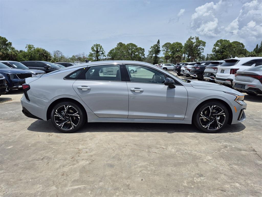 new 2025 Kia K5 car, priced at $31,340