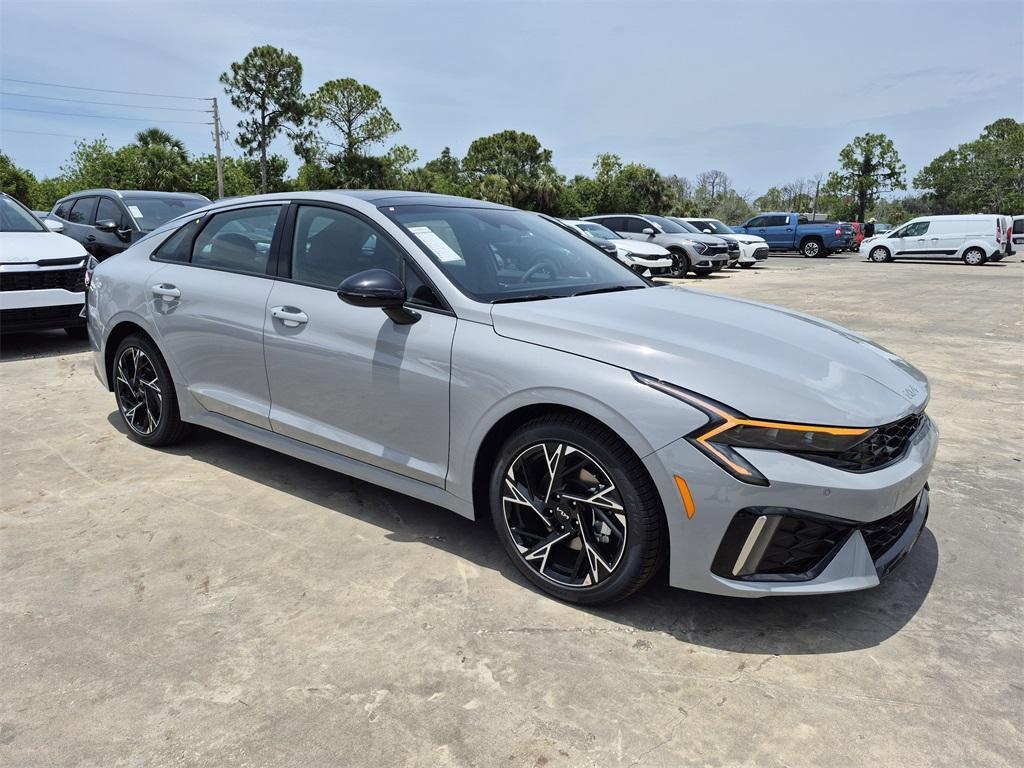 new 2025 Kia K5 car, priced at $31,340