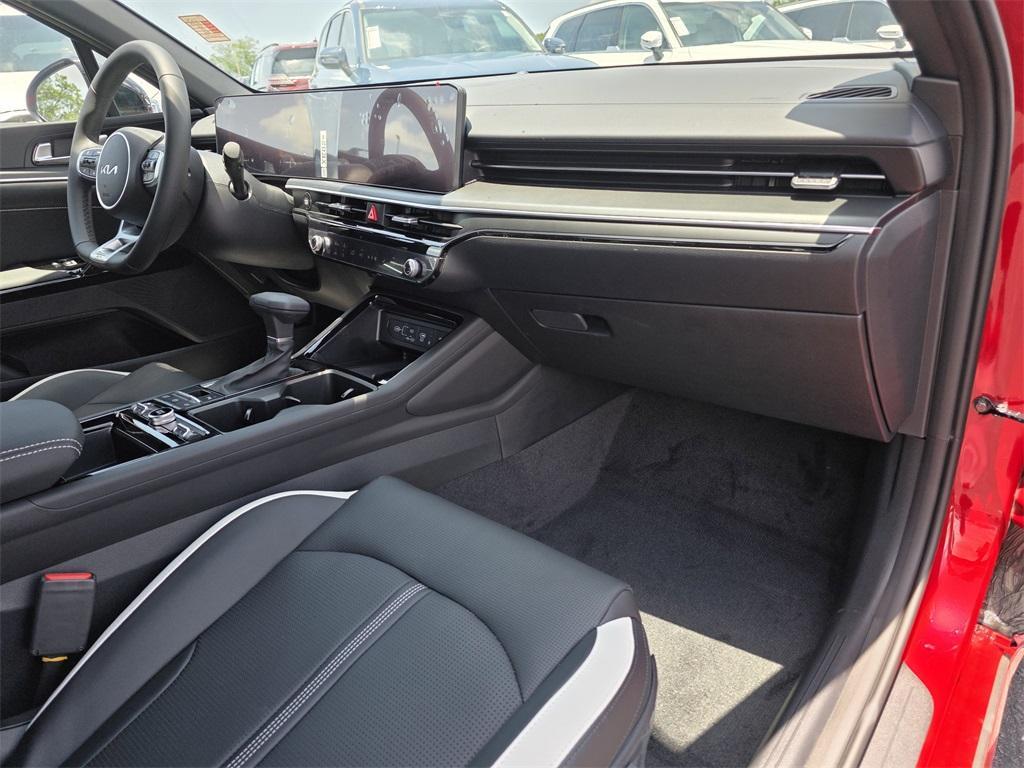 new 2025 Kia K5 car, priced at $29,510