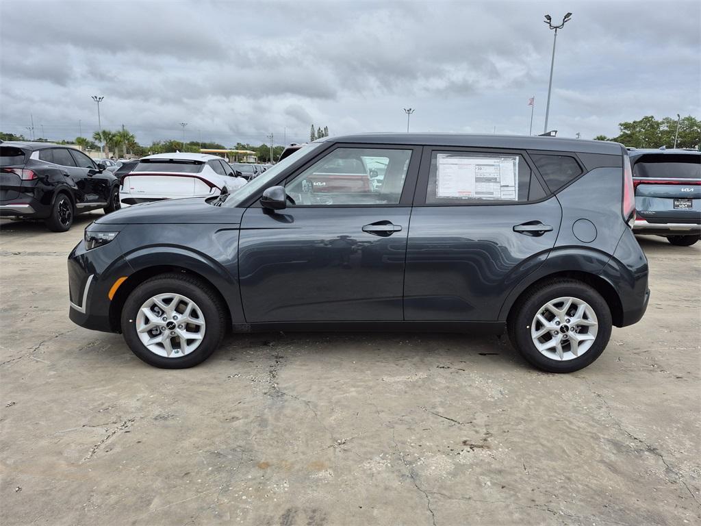 new 2025 Kia Soul car, priced at $22,260