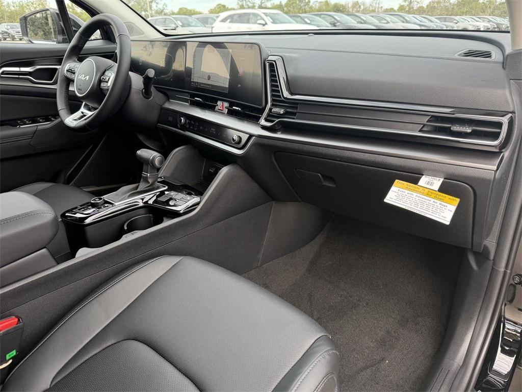 new 2025 Kia Sportage car, priced at $31,140