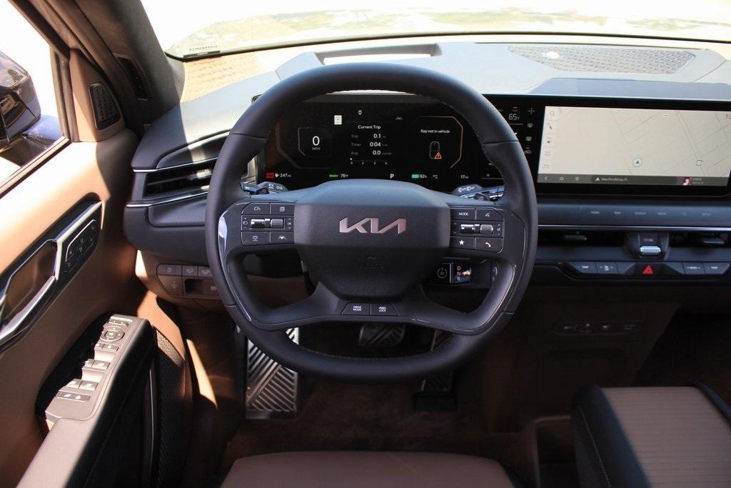 new 2024 Kia EV9 car, priced at $68,774