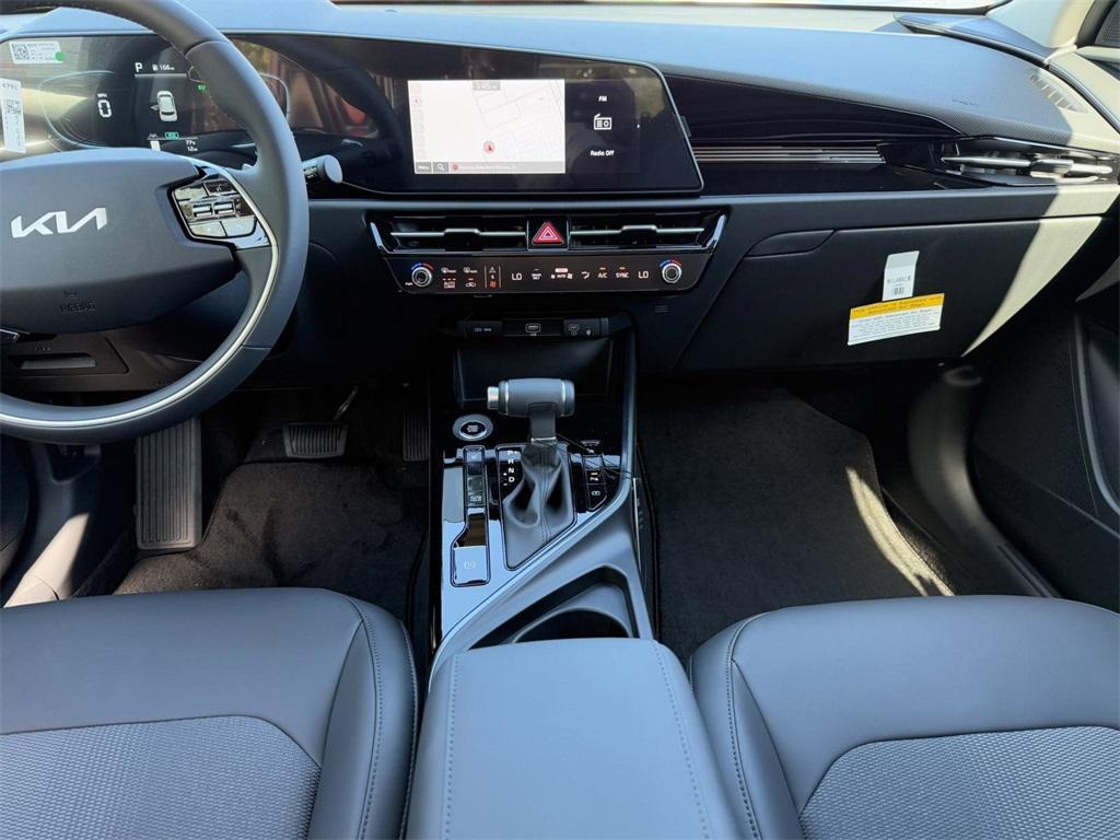new 2025 Kia Niro car, priced at $30,735