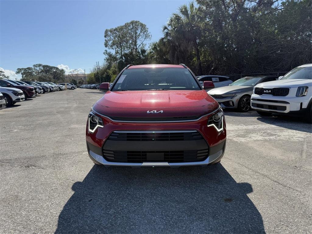 new 2025 Kia Niro car, priced at $30,735