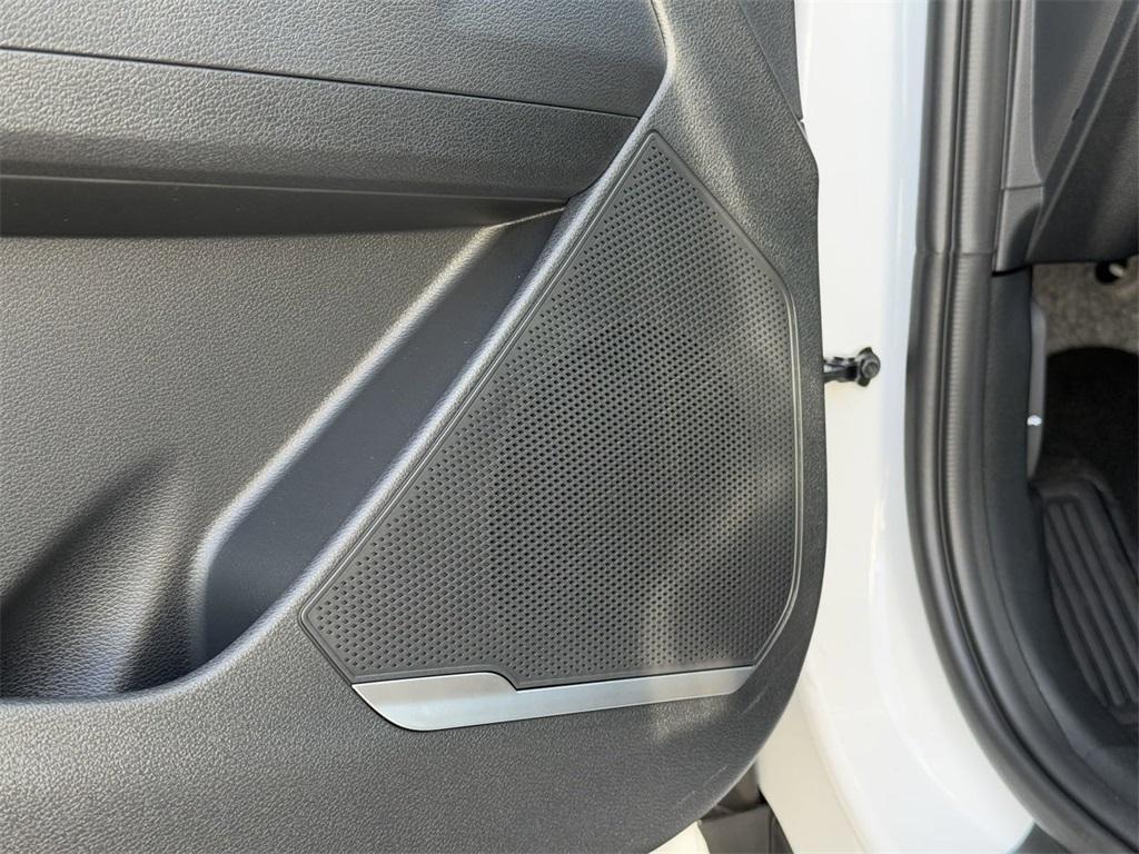 new 2025 Kia Sportage car, priced at $27,911