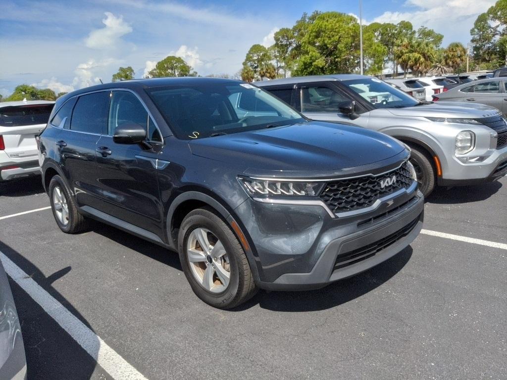 used 2023 Kia Sorento car, priced at $22,841