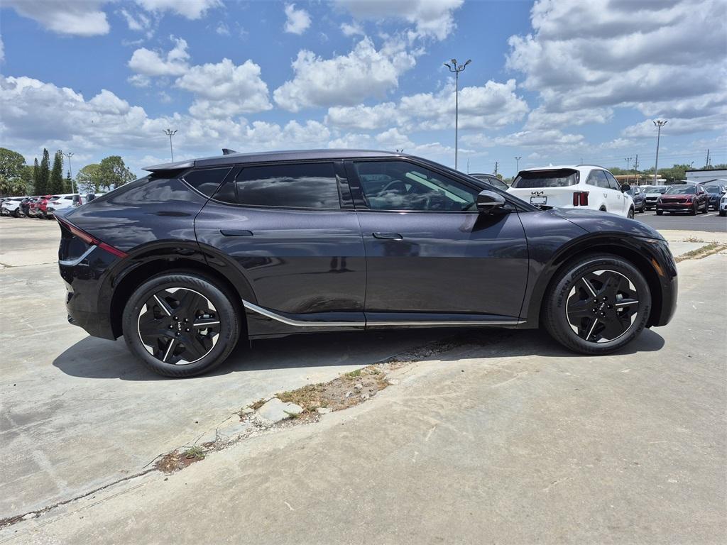 new 2025 Kia EV6 car, priced at $48,571