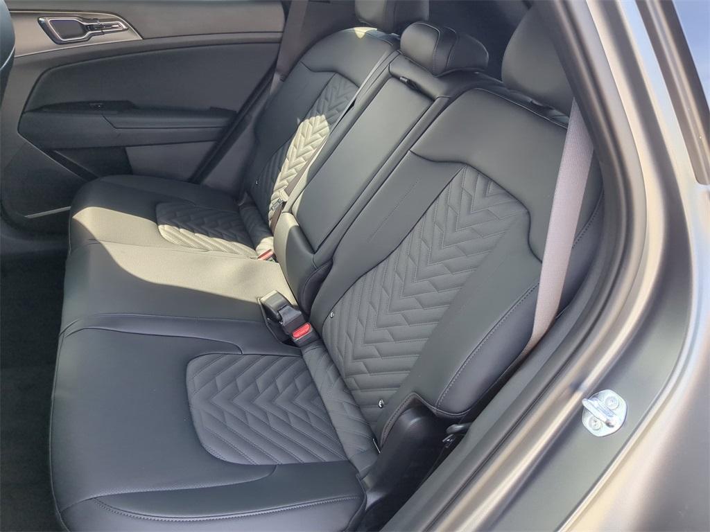 new 2026 Kia Sportage Hybrid car, priced at $36,660
