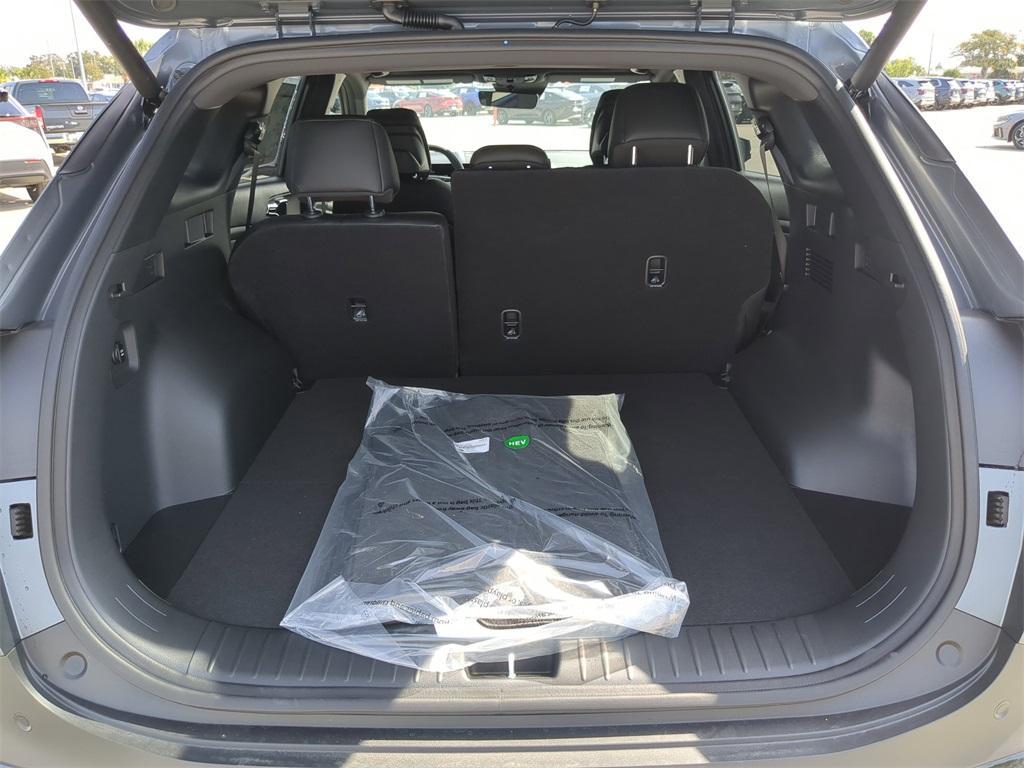 new 2026 Kia Sportage Hybrid car, priced at $36,660