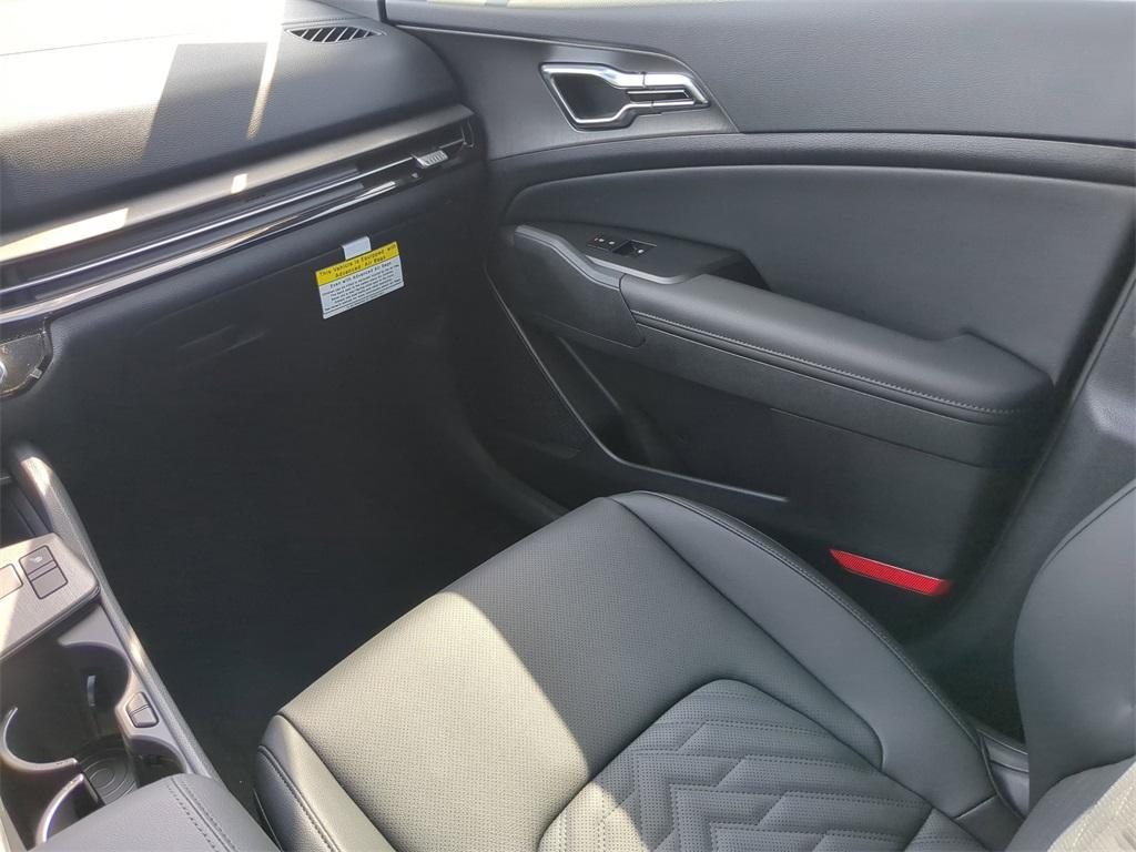 new 2026 Kia Sportage Hybrid car, priced at $36,660