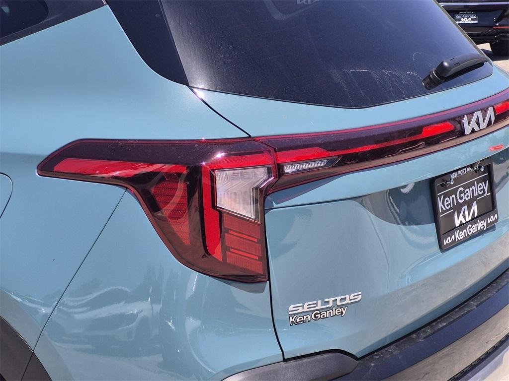 new 2025 Kia Seltos car, priced at $28,355