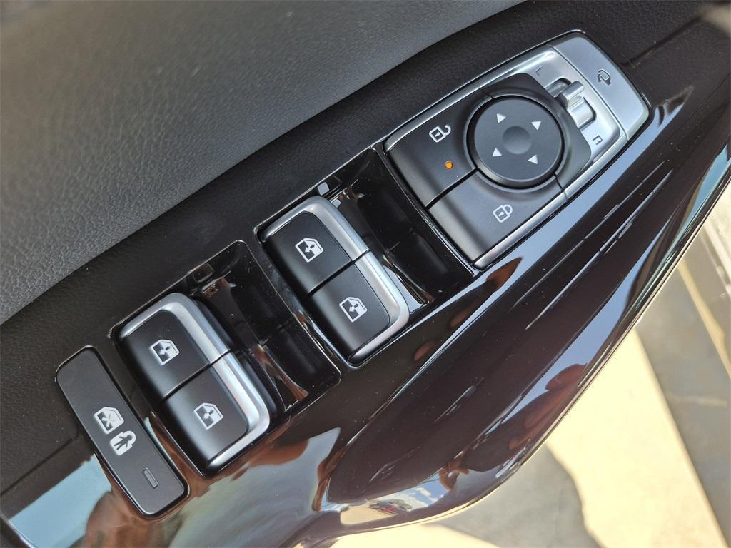 new 2025 Kia K5 car, priced at $32,460