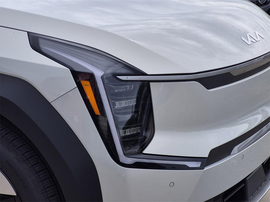 new 2026 Kia EV9 car, priced at $59,760