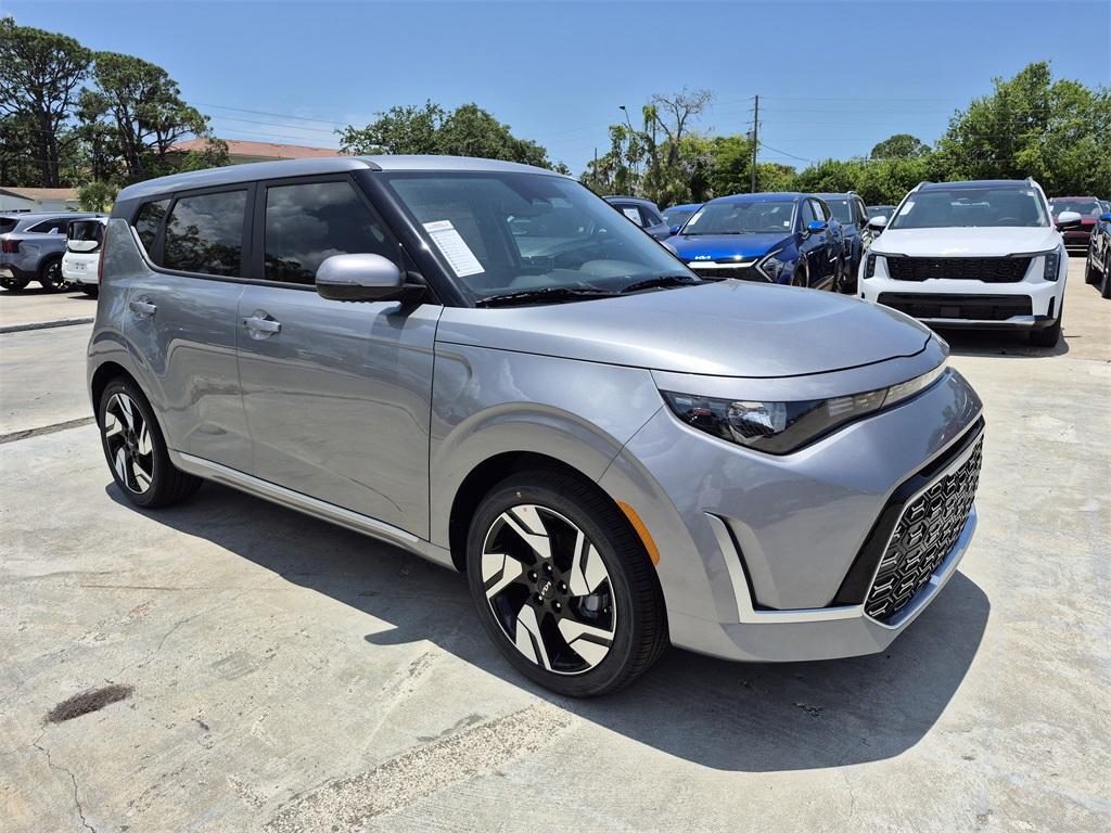 new 2025 Kia Soul car, priced at $25,470