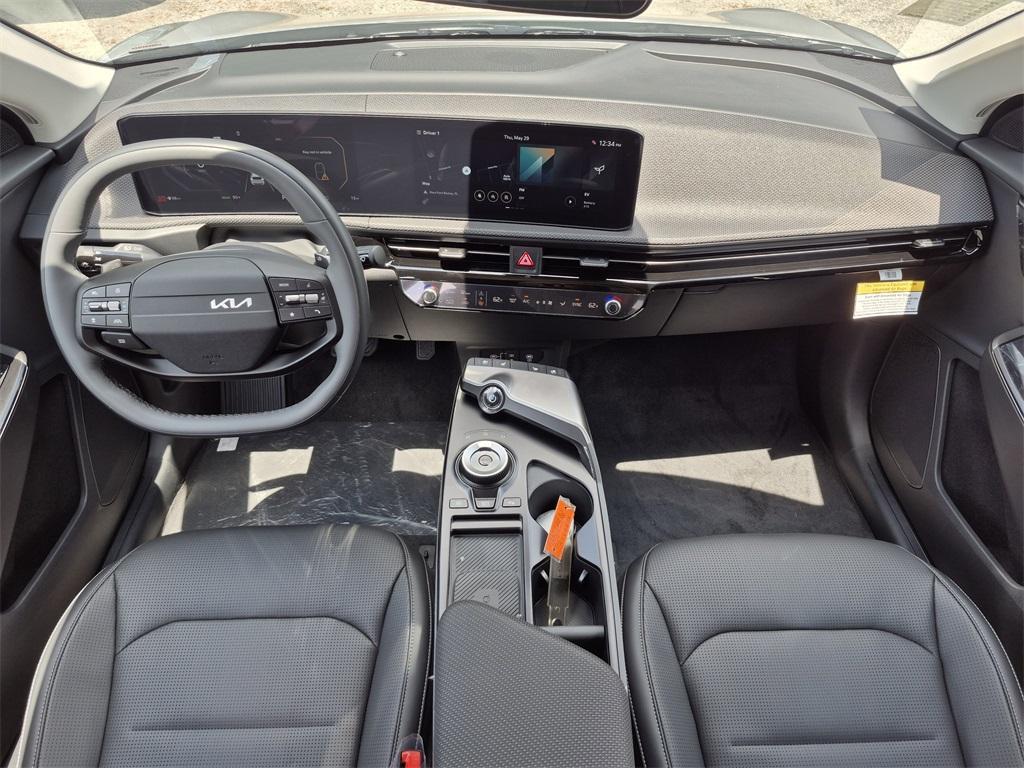 new 2025 Kia EV6 car, priced at $49,340