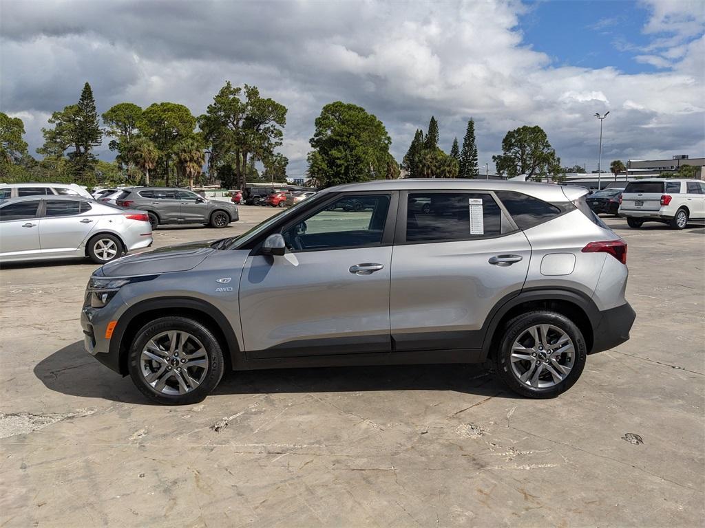 used 2023 Kia Seltos car, priced at $17,992
