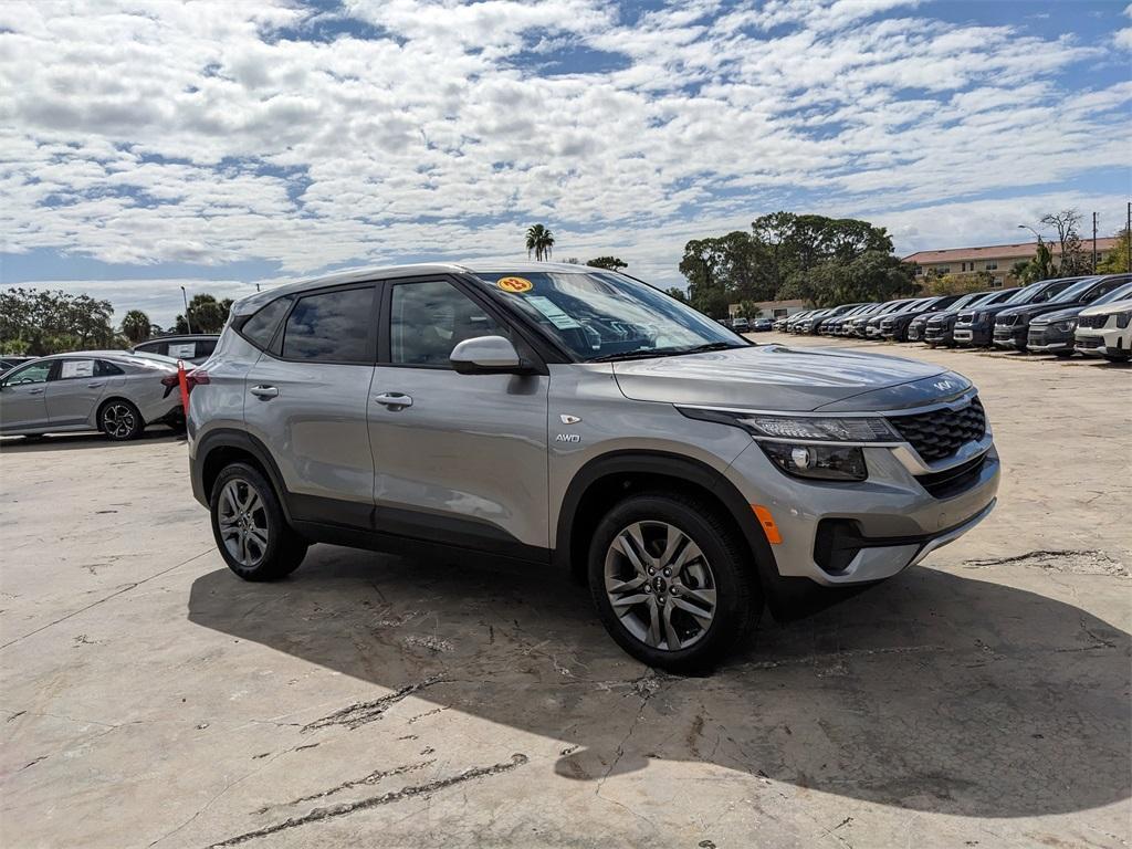 used 2023 Kia Seltos car, priced at $17,992