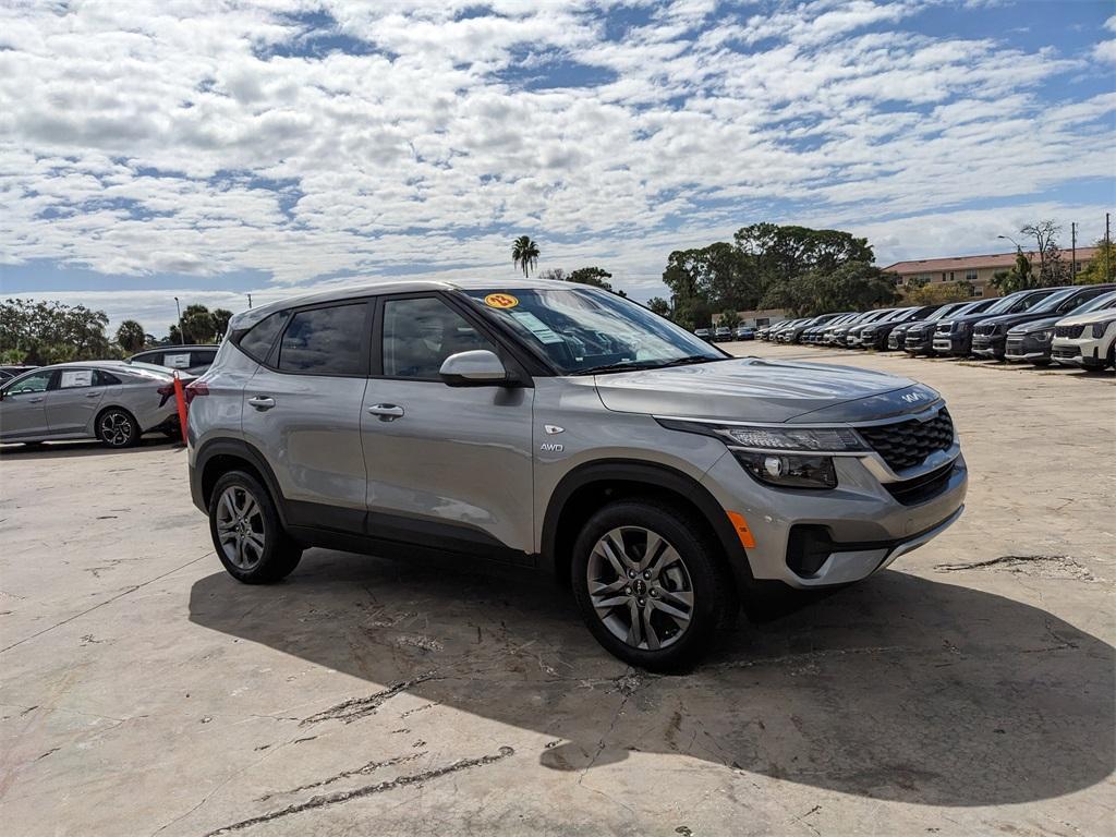 used 2023 Kia Seltos car, priced at $17,992