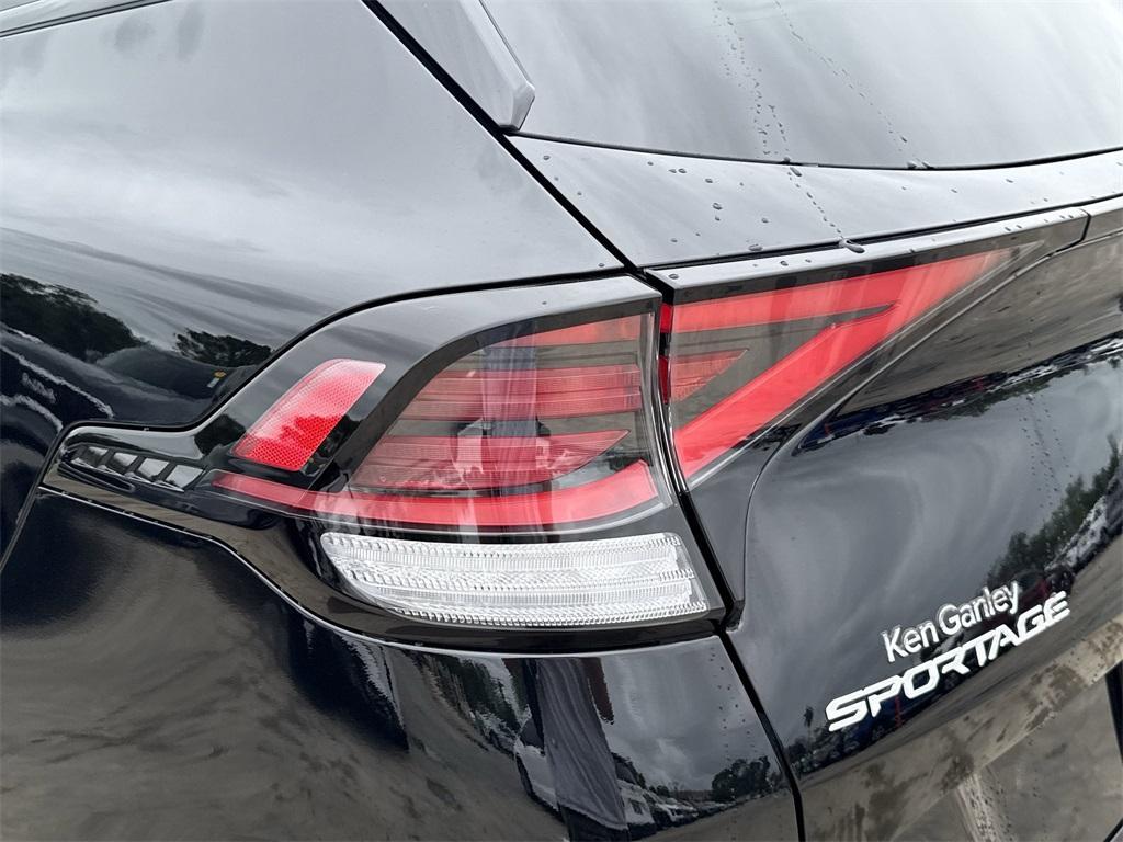 new 2025 Kia Sportage car, priced at $34,560