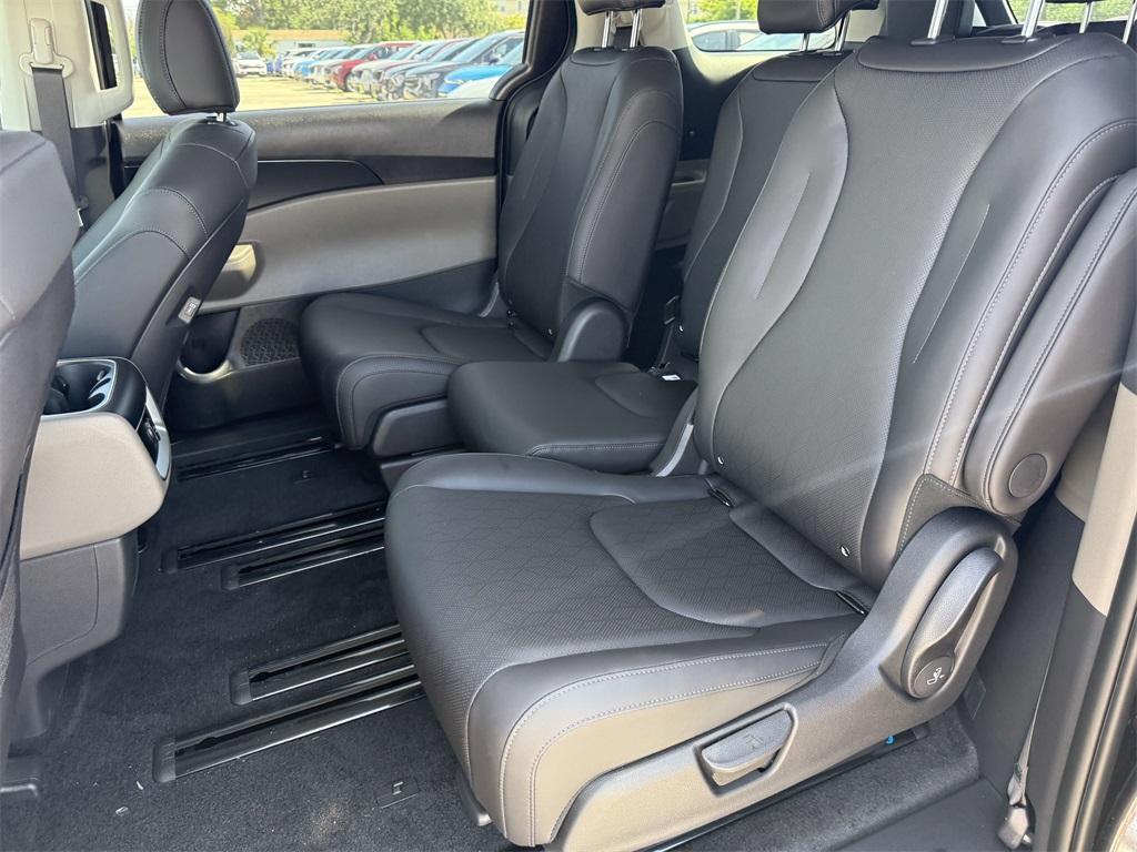 new 2026 Kia Carnival car, priced at $37,608