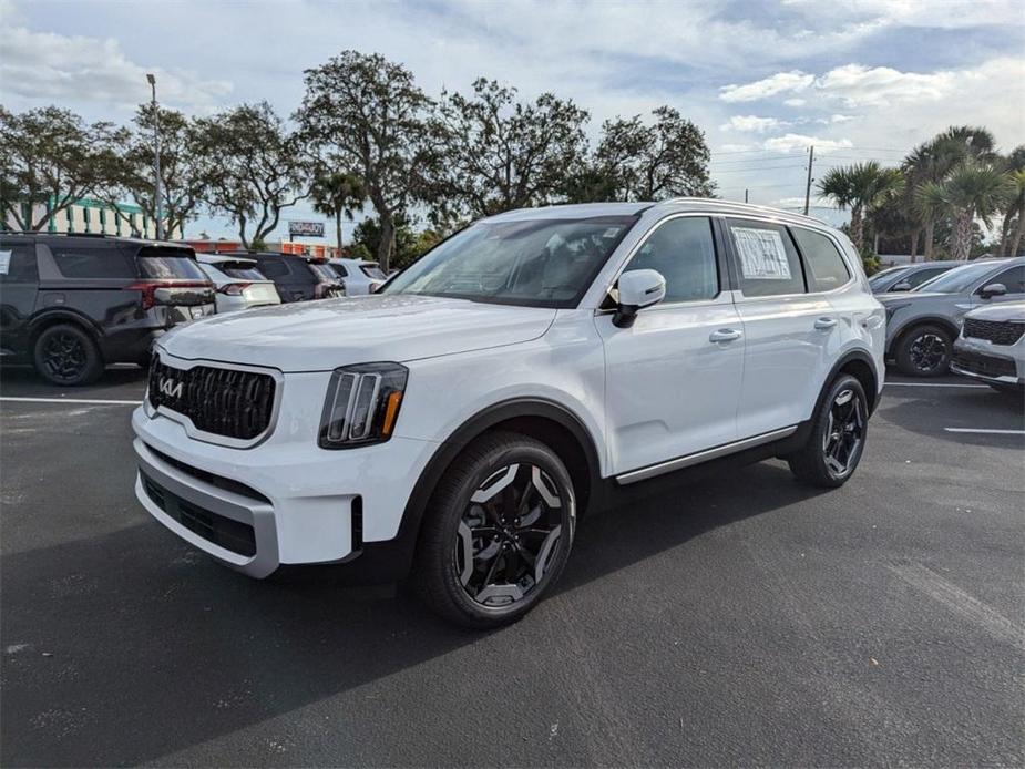 new 2025 Kia Telluride car, priced at $44,705