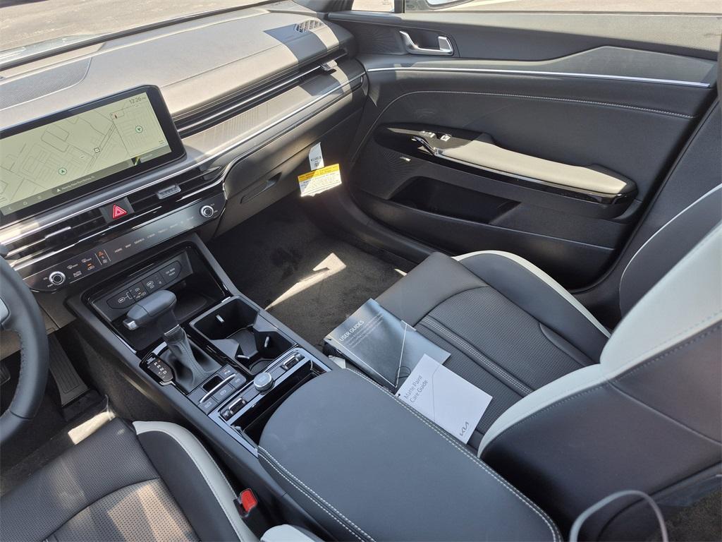 new 2025 Kia K5 car, priced at $31,245