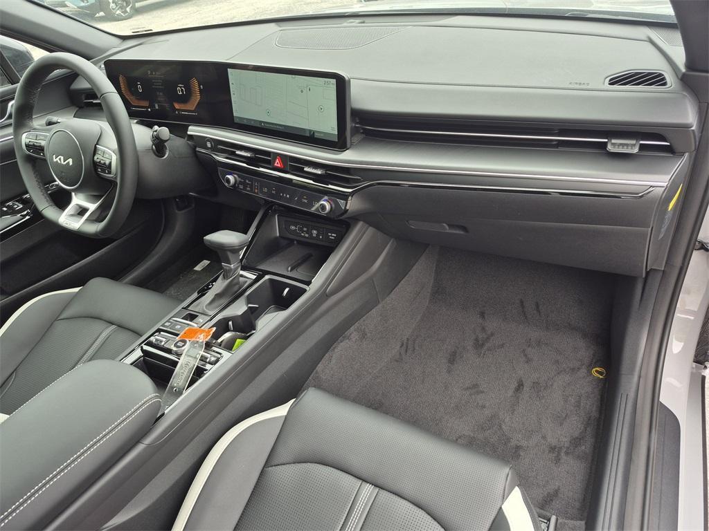 new 2025 Kia K5 car, priced at $26,520