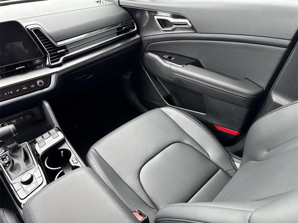 new 2025 Kia Sportage car, priced at $31,455