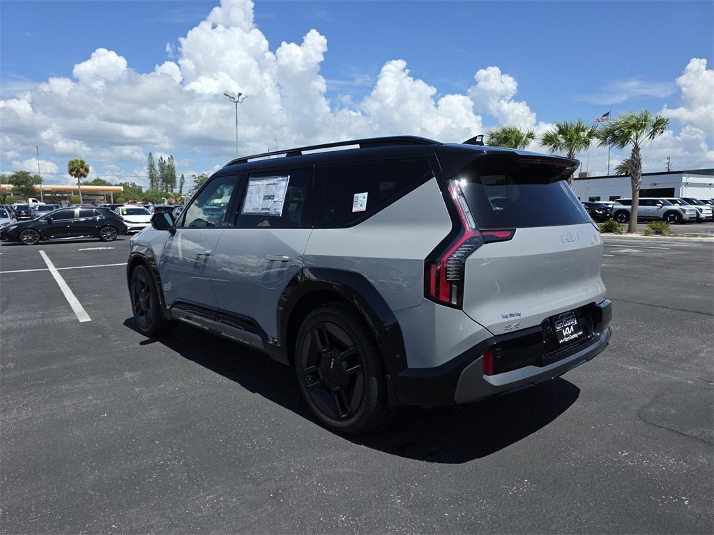 new 2026 Kia EV9 car, priced at $71,320