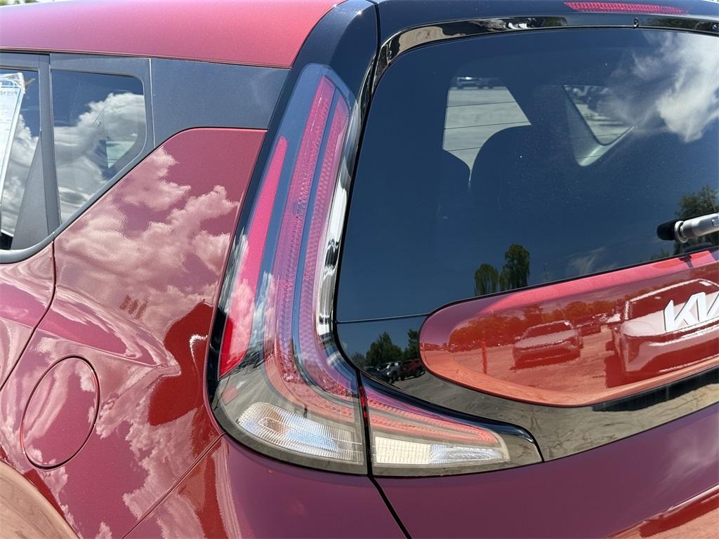 new 2025 Kia Soul car, priced at $21,682